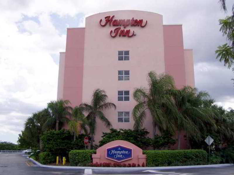 Hampton Inn Pembroke Pines Exteriér fotografie